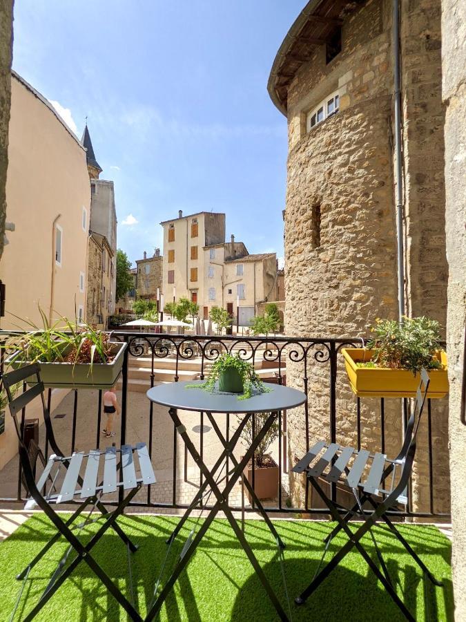 Joli Appartement De Charme Renove En Centre Ville 오브나 외부 사진